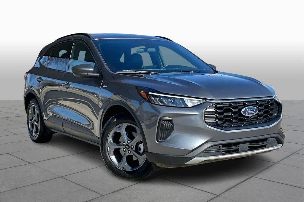 used 2025 Ford Escape car, priced at $22,899