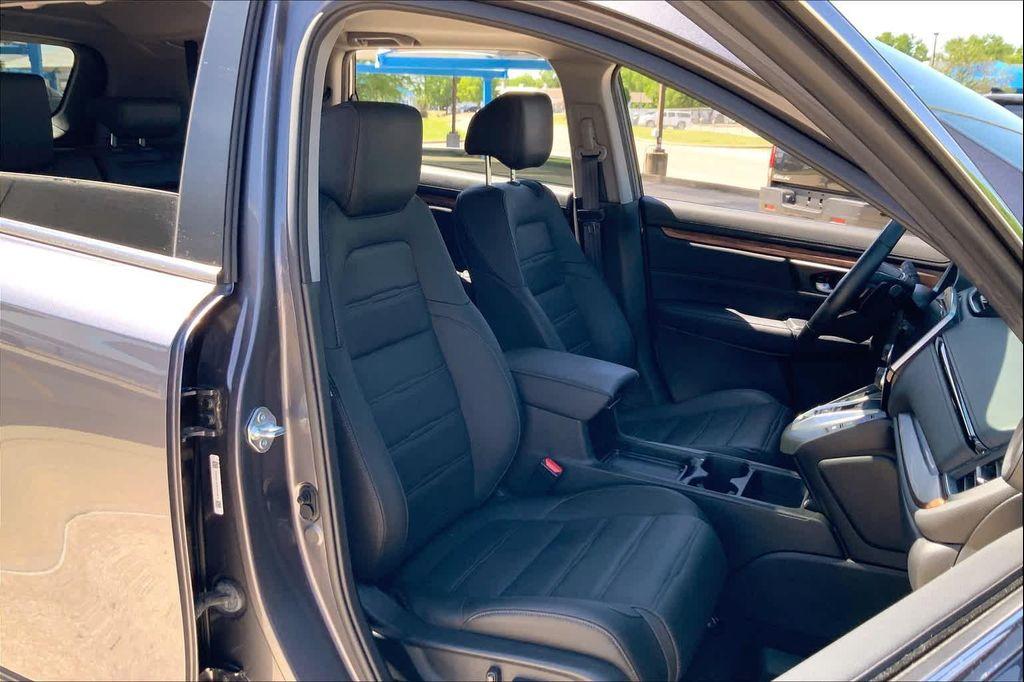 used 2022 Honda CR-V Hybrid car, priced at $25,899