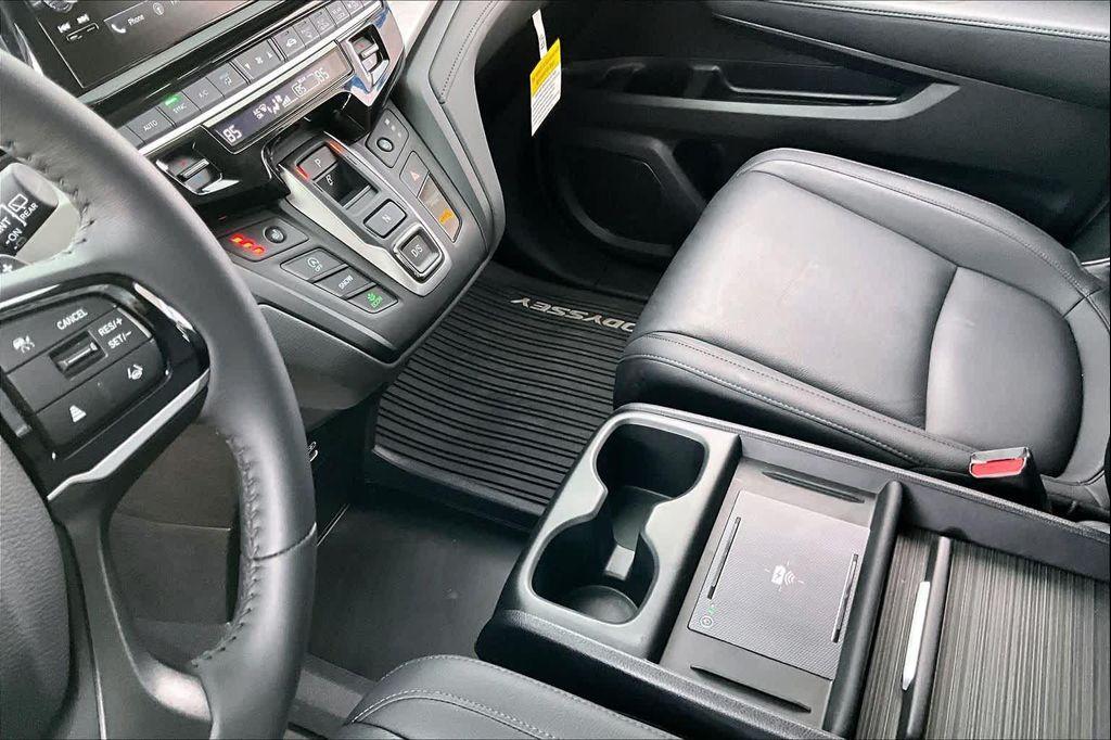 used 2026 Honda Odyssey car, priced at $37,599