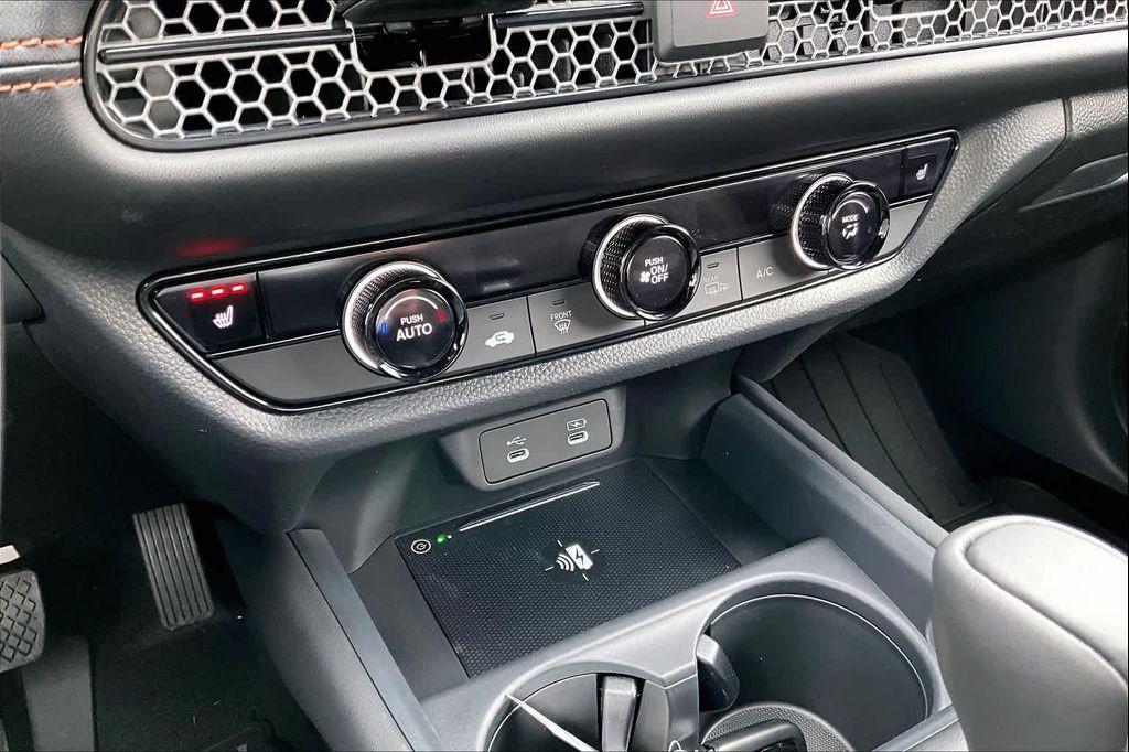 new 2026 Honda HR-V car, priced at $30,231