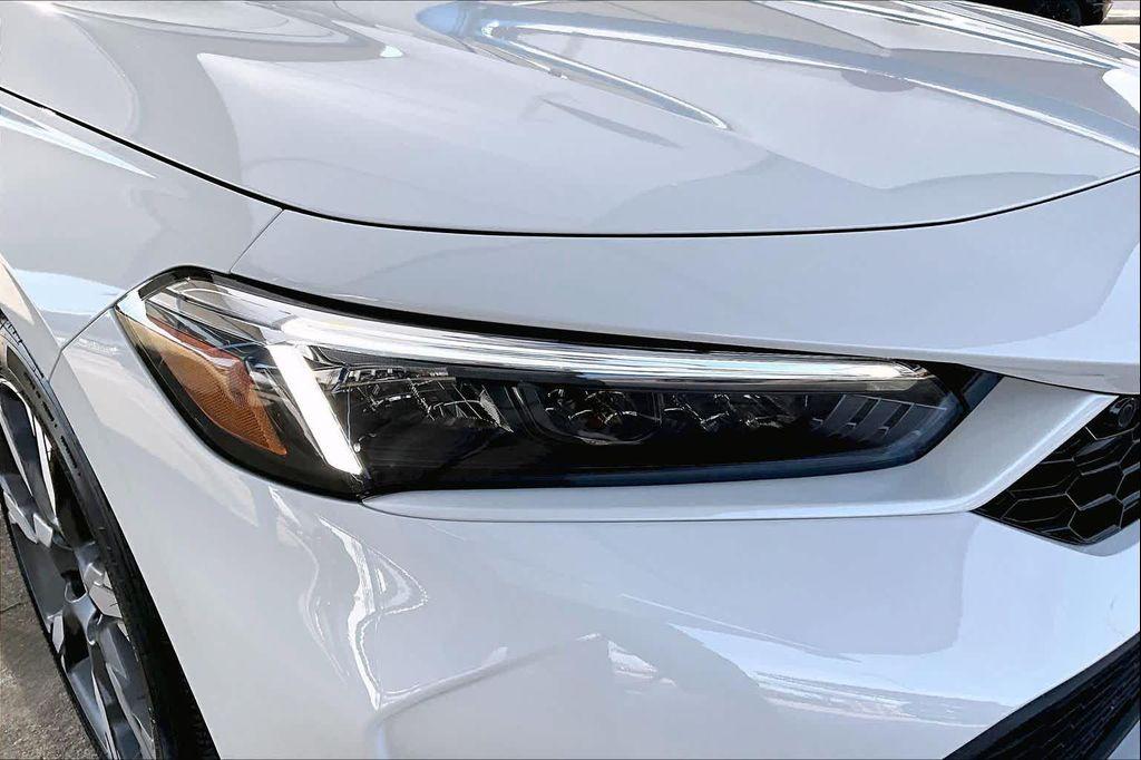 new 2026 Honda Civic Hybrid car, priced at $33,945