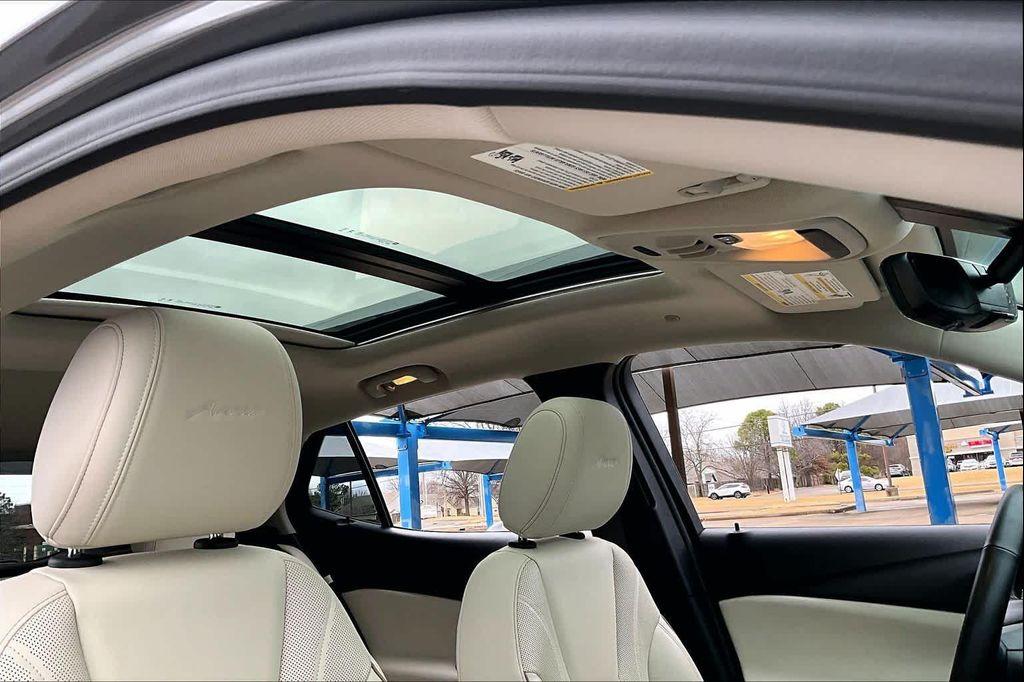 used 2025 Buick Encore GX car, priced at $29,399