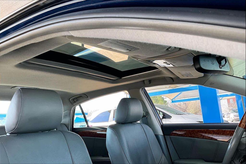 used 2006 Toyota Avalon car, priced at $5,999