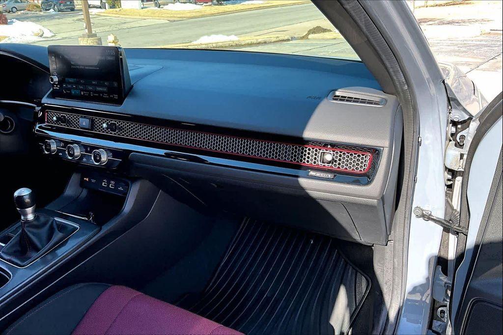 used 2024 Honda Civic Si car, priced at $27,367