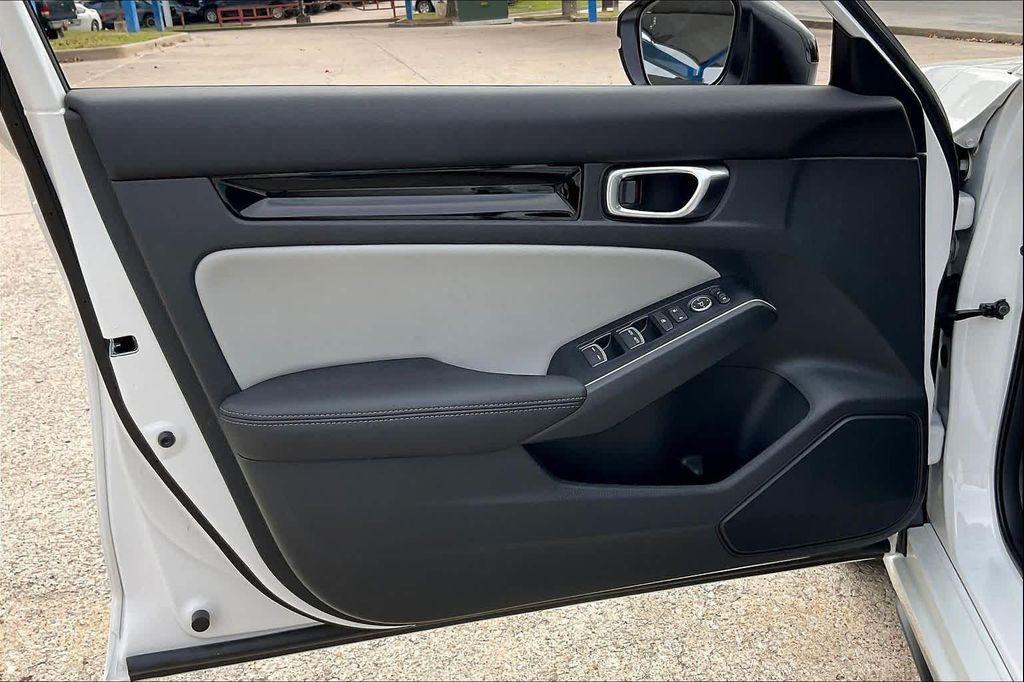 new 2026 Honda Civic Hybrid car, priced at $35,145