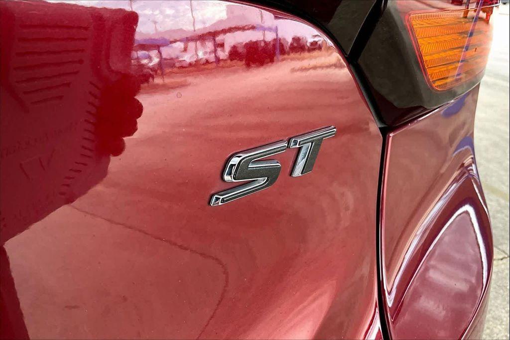 used 2023 Buick Encore GX car, priced at $19,699