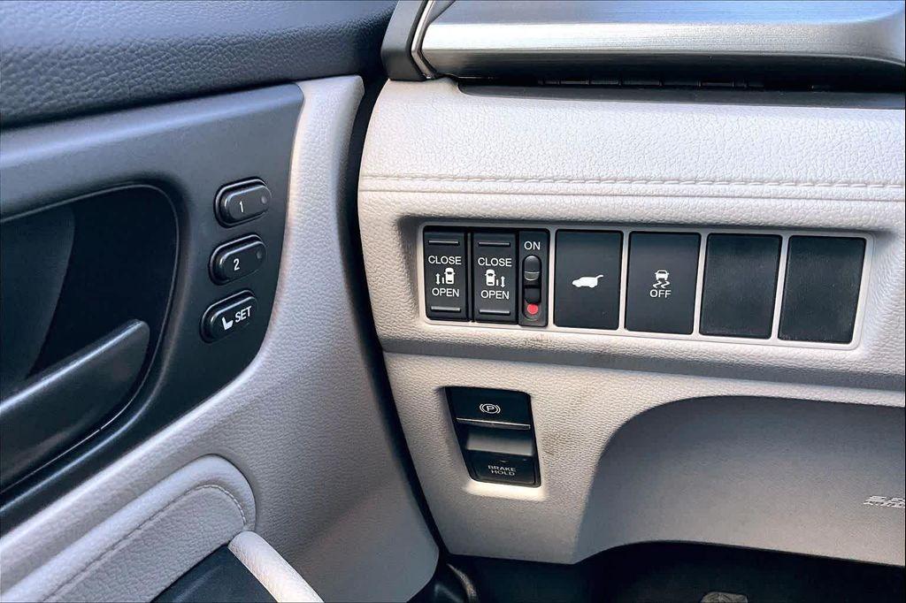 new 2026 Honda Odyssey car, priced at $41,790