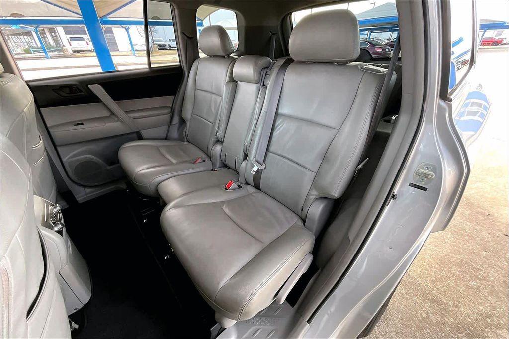 used 2012 Toyota Highlander car, priced at $10,000