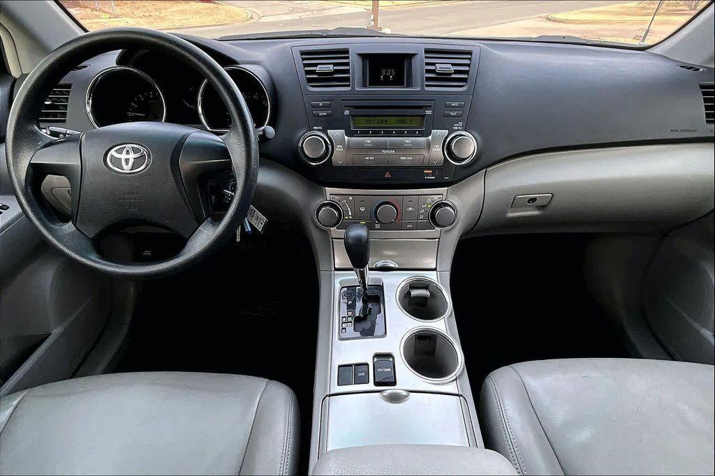 used 2012 Toyota Highlander car, priced at $10,000