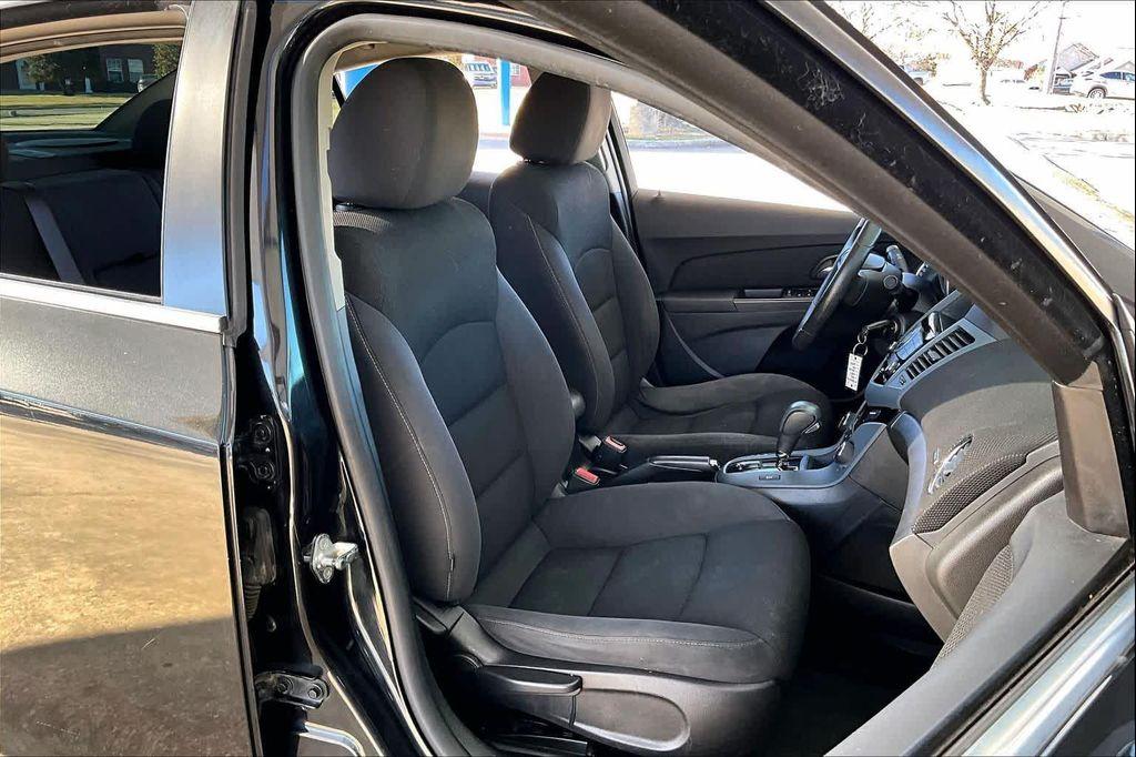 used 2016 Chevrolet Cruze Limited car, priced at $7,399