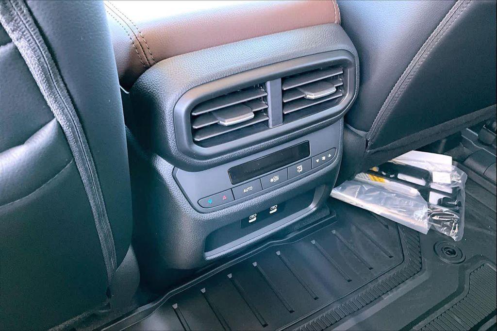 new 2026 Honda Pilot car, priced at $53,245