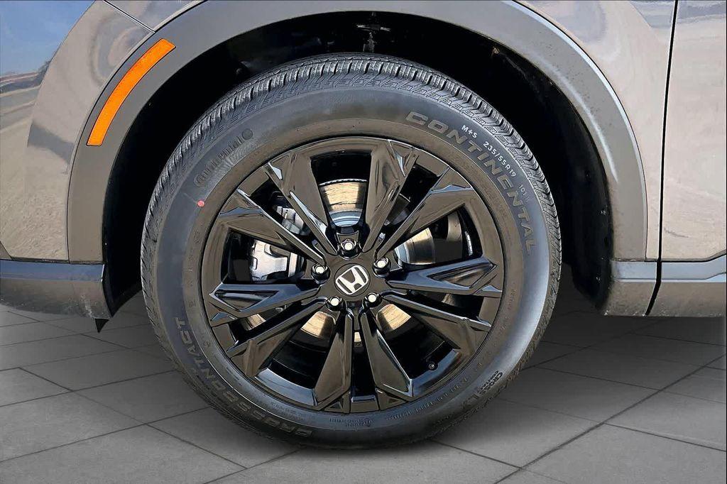 new 2026 Honda CR-V Hybrid car, priced at $41,778