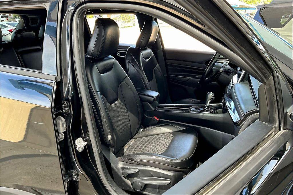 used 2022 Jeep Compass car, priced at $20,000