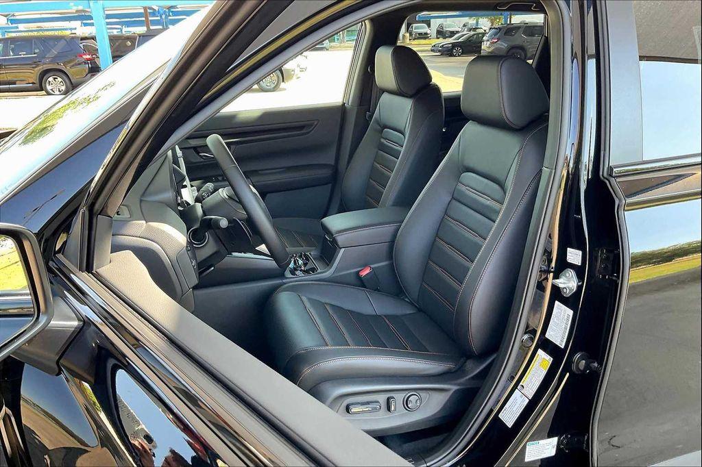 new 2026 Honda CR-V Hybrid car, priced at $39,337