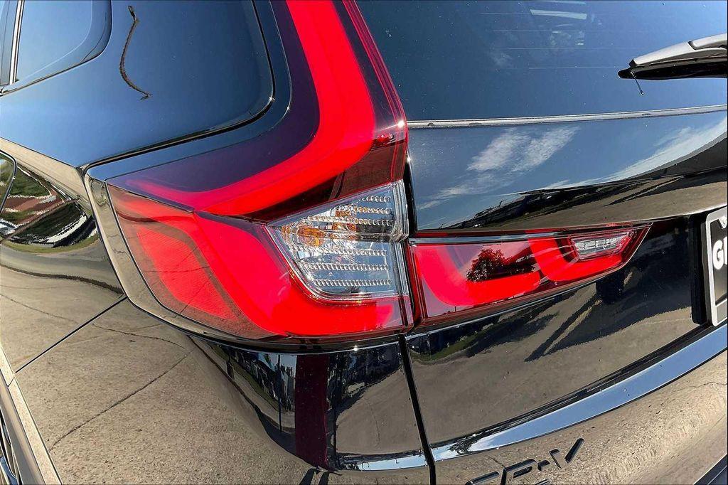 new 2026 Honda CR-V Hybrid car, priced at $39,337