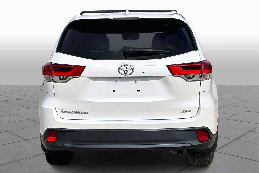 used 2019 Toyota Highlander car, priced at $22,399