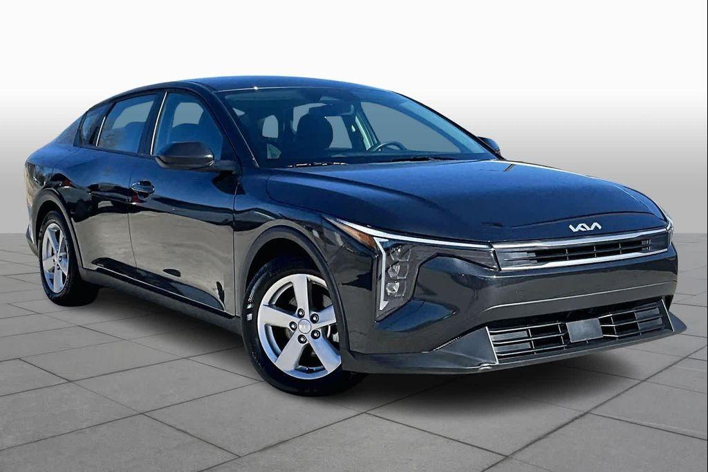 used 2025 Kia K4 car, priced at $20,000