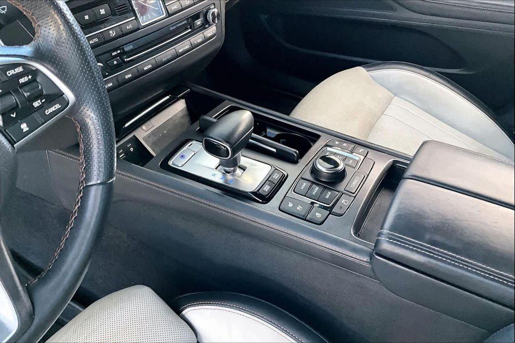 used 2019 Genesis G80 car, priced at $25,000
