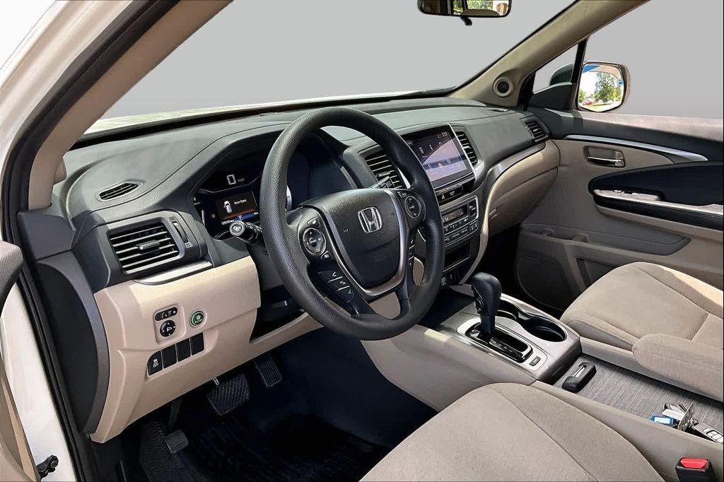 used 2016 Honda Pilot car, priced at $14,999