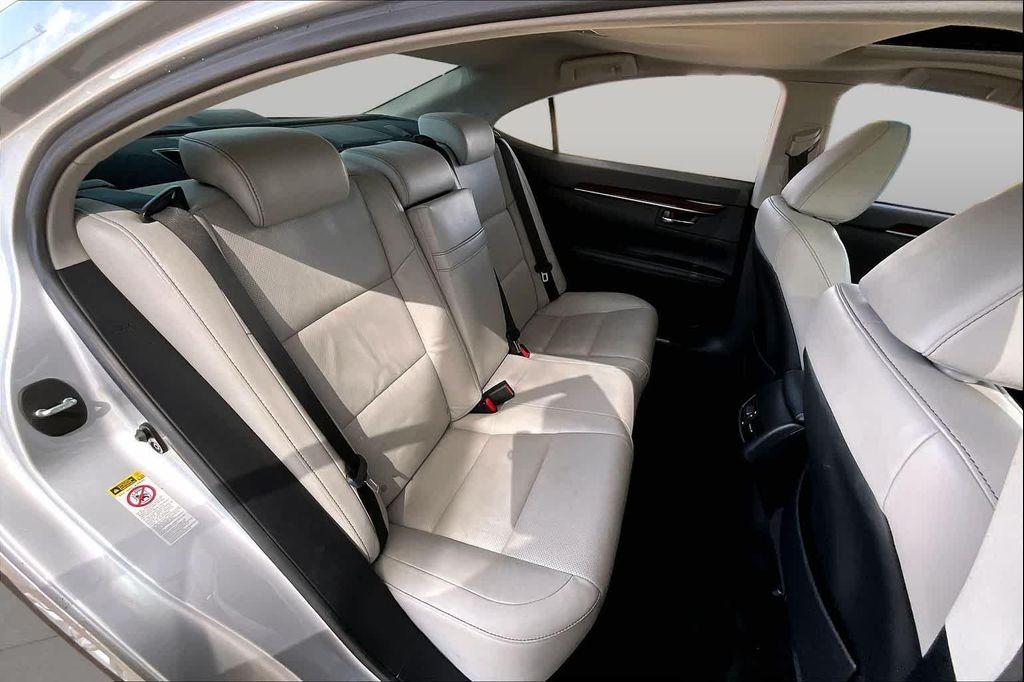 used 2013 Lexus ES 350 car, priced at $13,999