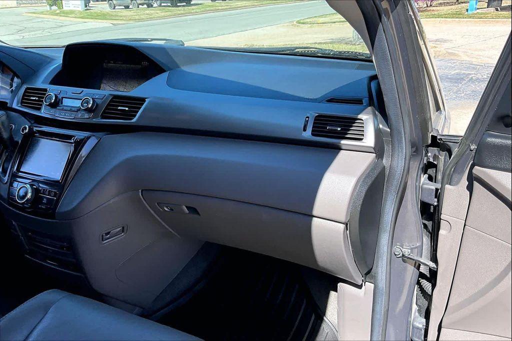 used 2014 Honda Odyssey car, priced at $17,999
