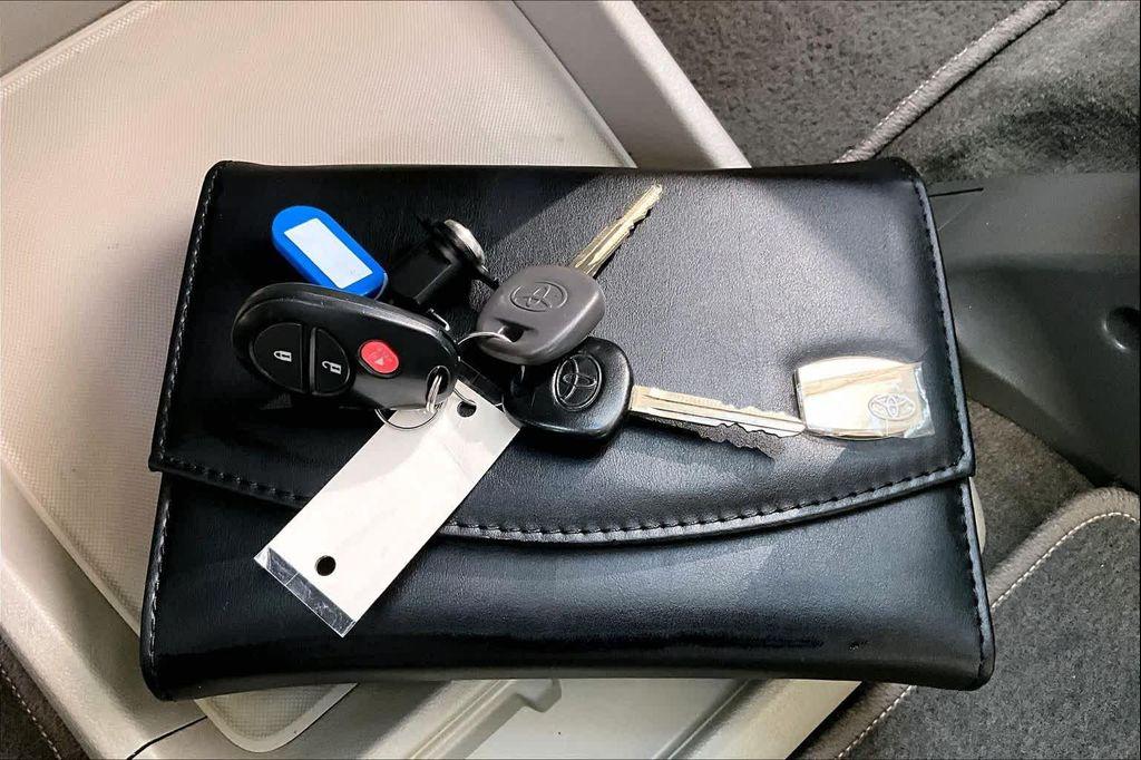 used 2018 Toyota Sienna car, priced at $17,999