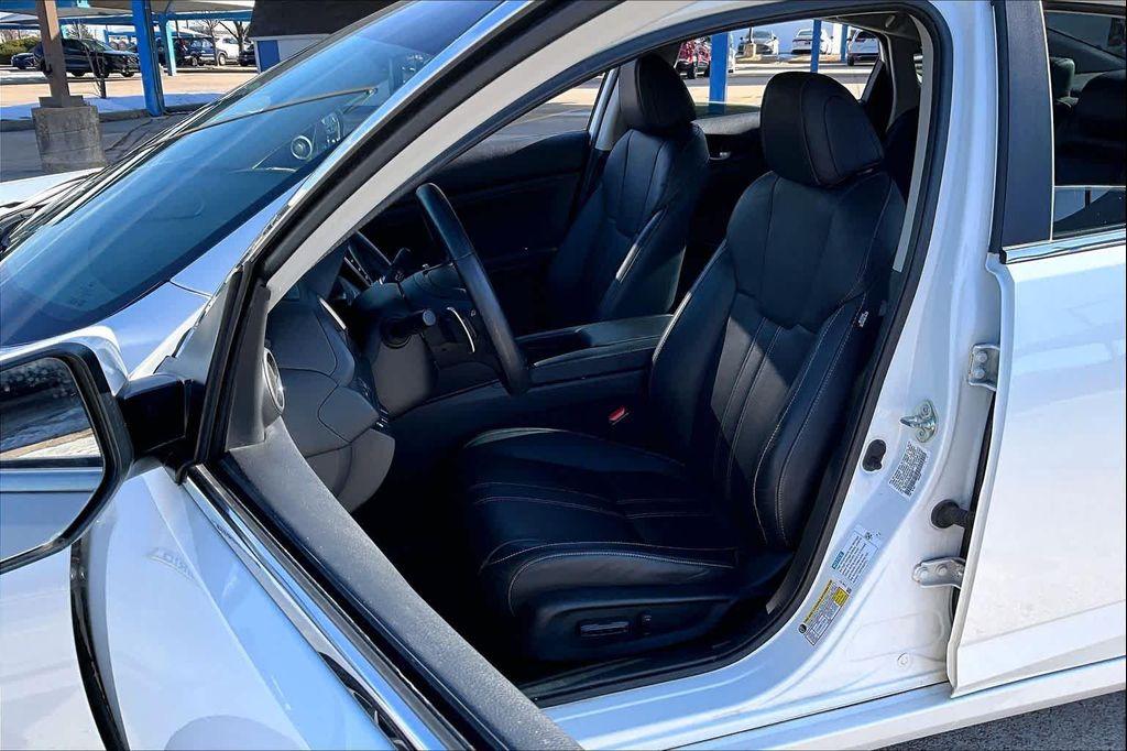 used 2021 Honda Insight car, priced at $18,699