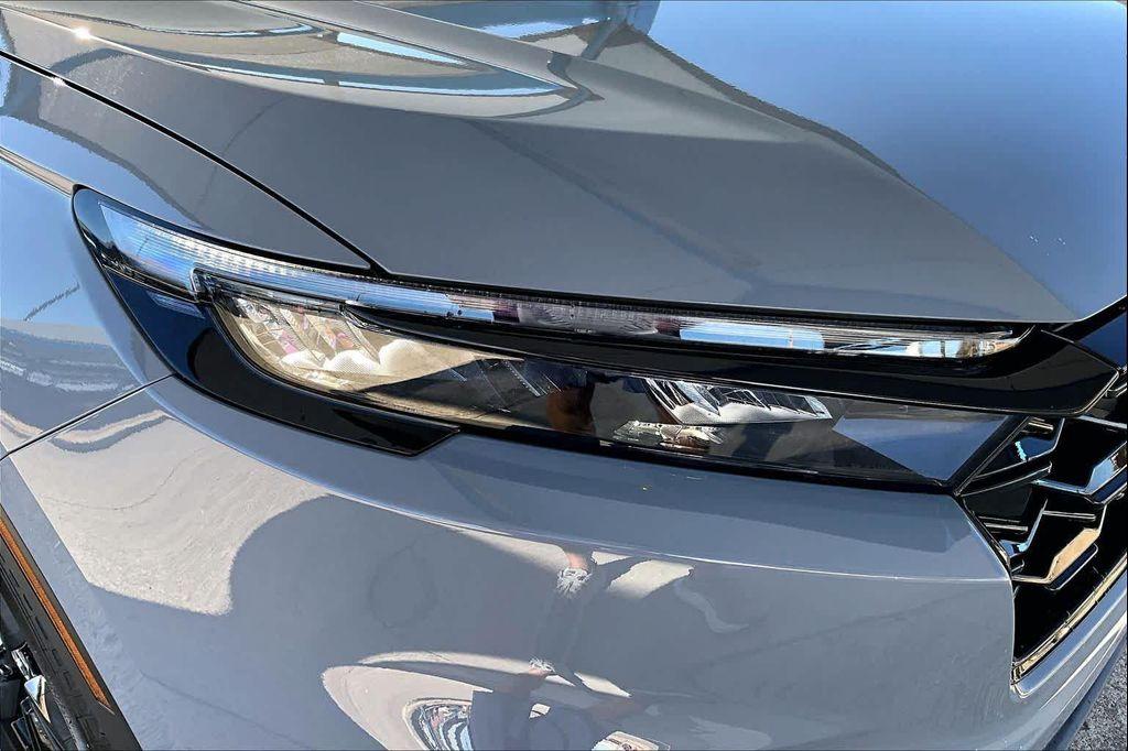 new 2026 Honda CR-V Hybrid car, priced at $41,066