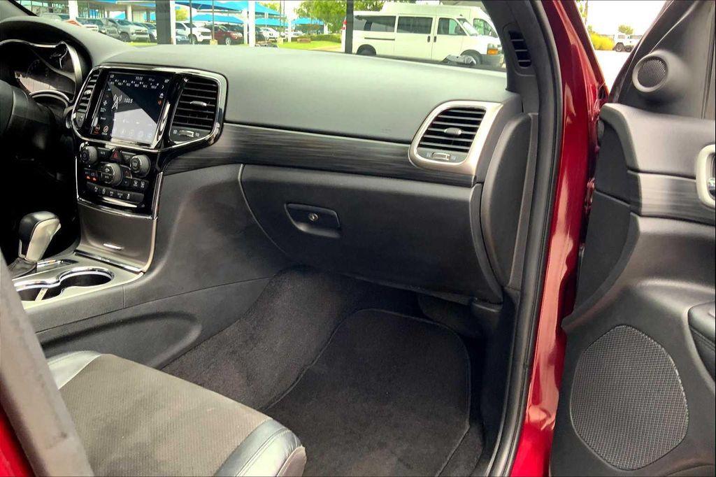 used 2022 Jeep Grand Cherokee car, priced at $20,699