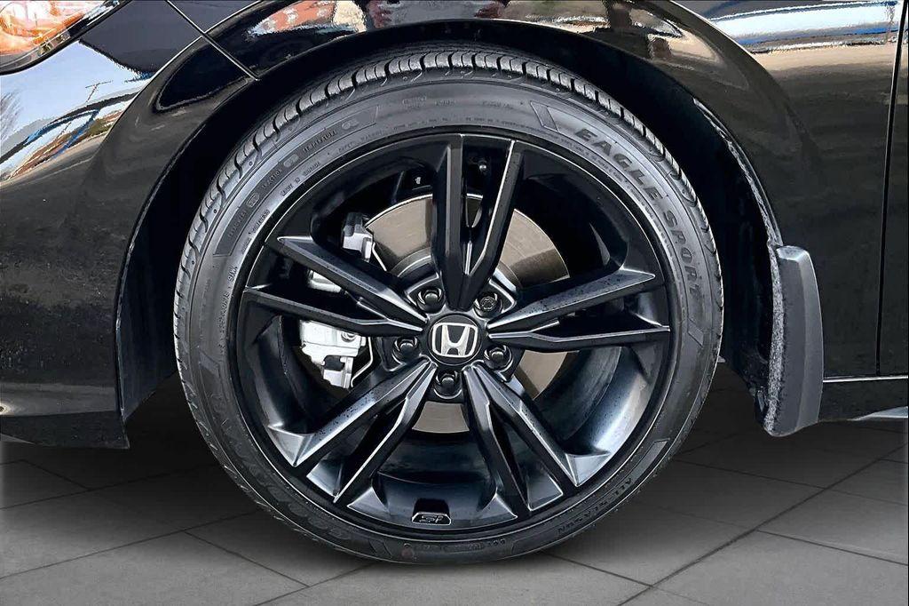 used 2025 Honda Civic Si car, priced at $31,999