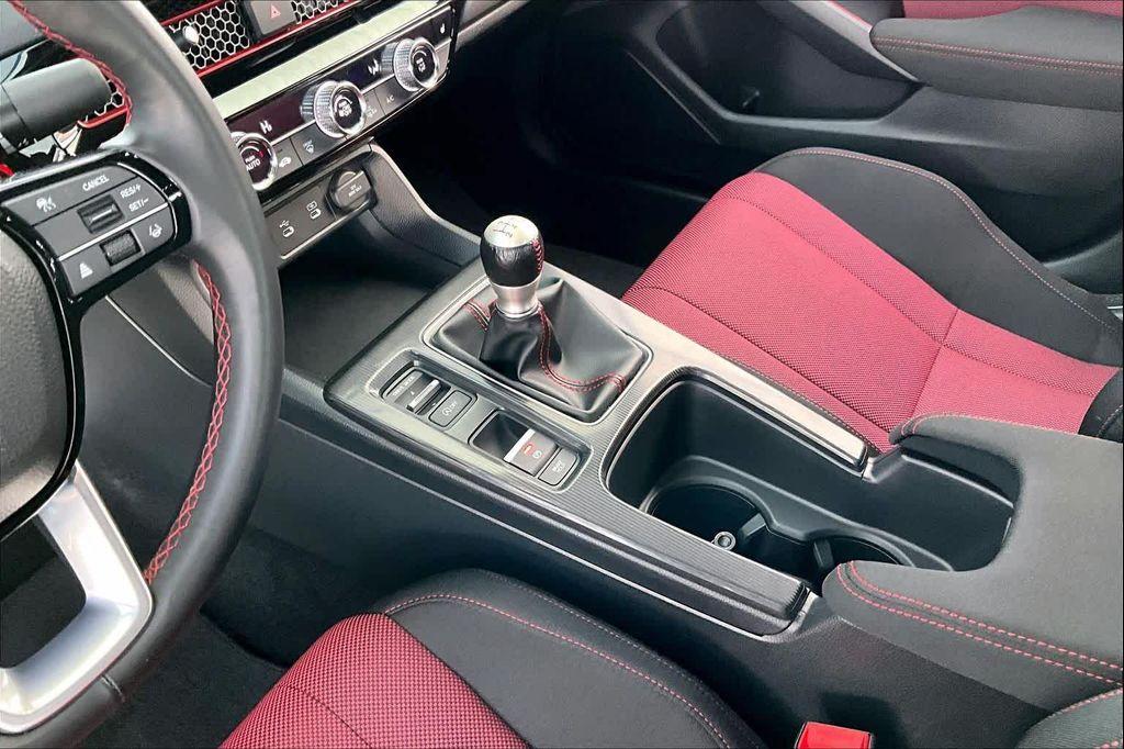 used 2025 Honda Civic Si car, priced at $31,999