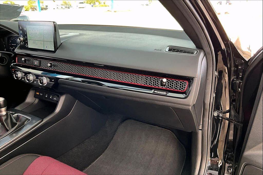 used 2025 Honda Civic Si car, priced at $31,999