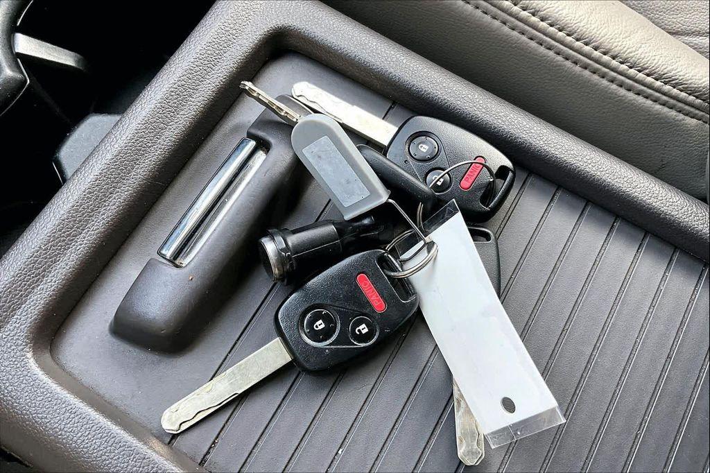 used 2012 Honda CR-V car, priced at $15,000