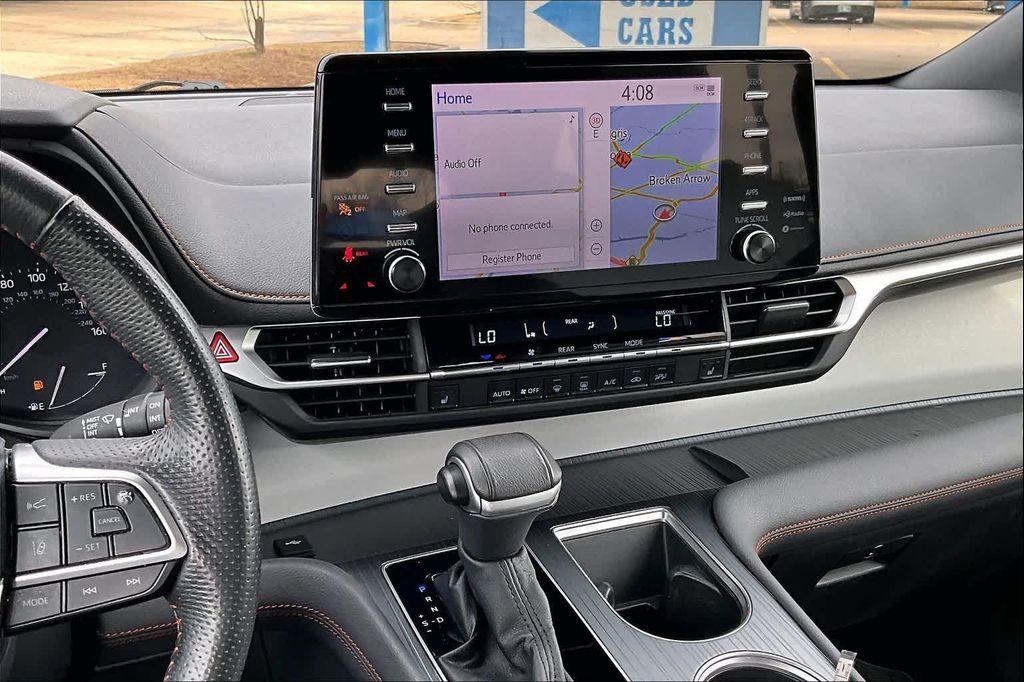 used 2023 Toyota Sienna car, priced at $38,999