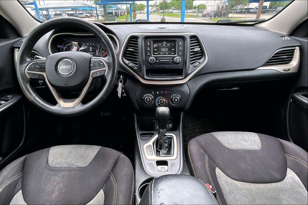 used 2015 Jeep Cherokee car, priced at $10,098