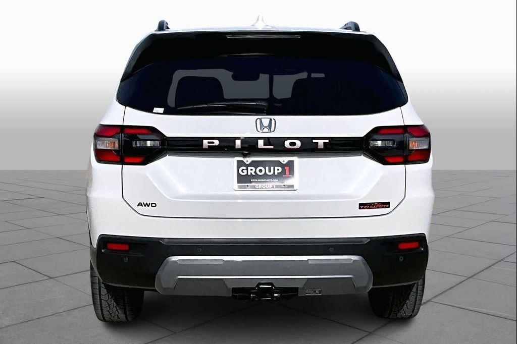 new 2026 Honda Pilot car, priced at $52,345