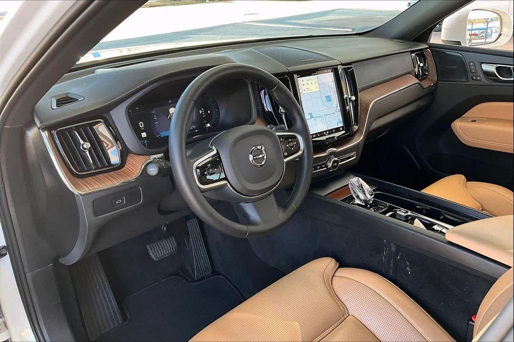 used 2023 Volvo XC60 car, priced at $34,700