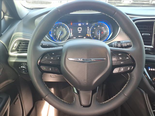 used 2022 Chrysler Pacifica car, priced at $29,679