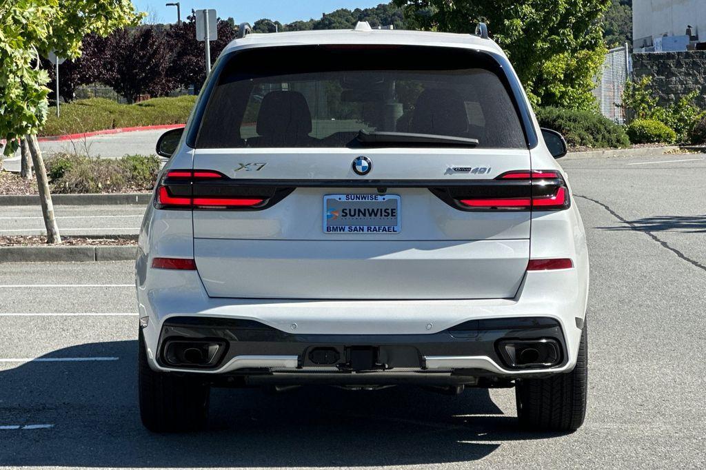 new 2027 BMW X7 car, priced at $100,930