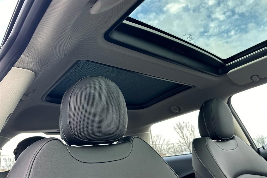 used 2023 MINI Hardtop car, priced at $23,988