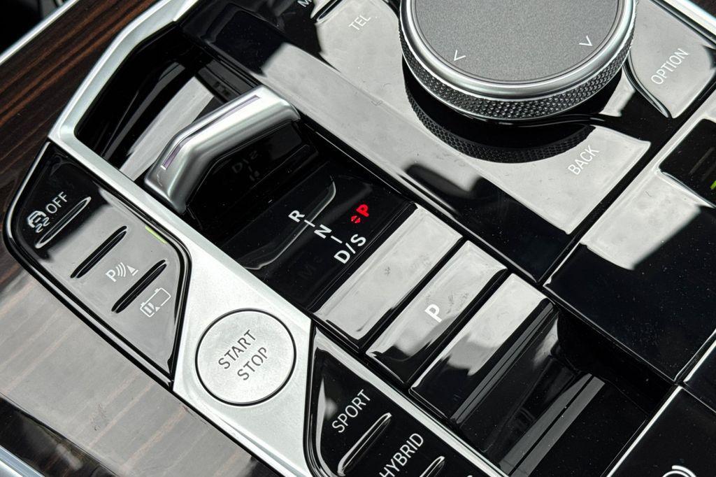 new 2026 BMW X5 PHEV car, priced at $89,775