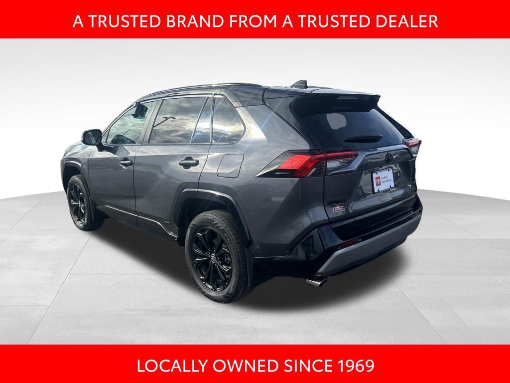 used 2022 Toyota RAV4 Hybrid car, priced at $32,996