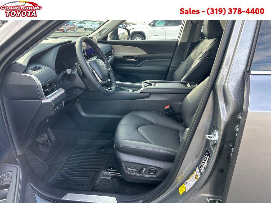 new 2026 Toyota Grand Highlander car, priced at $57,473