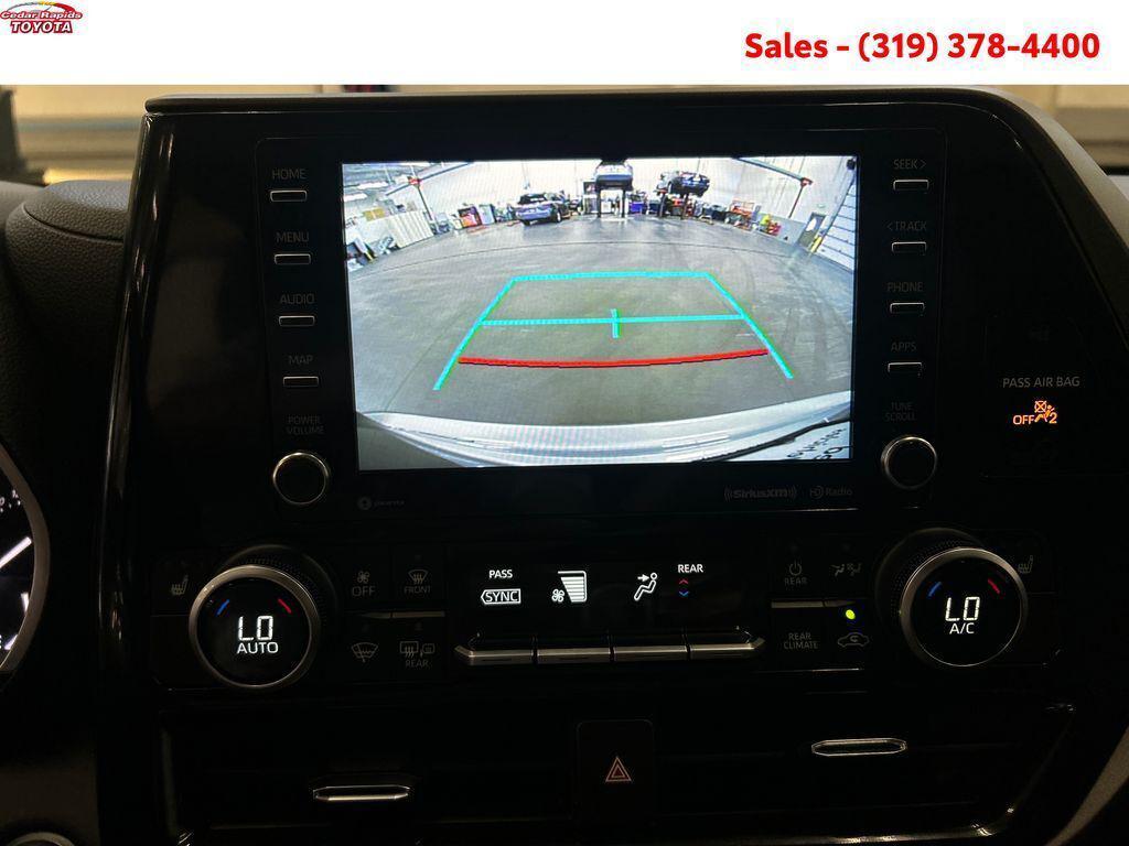 used 2021 Toyota Highlander car, priced at $29,879