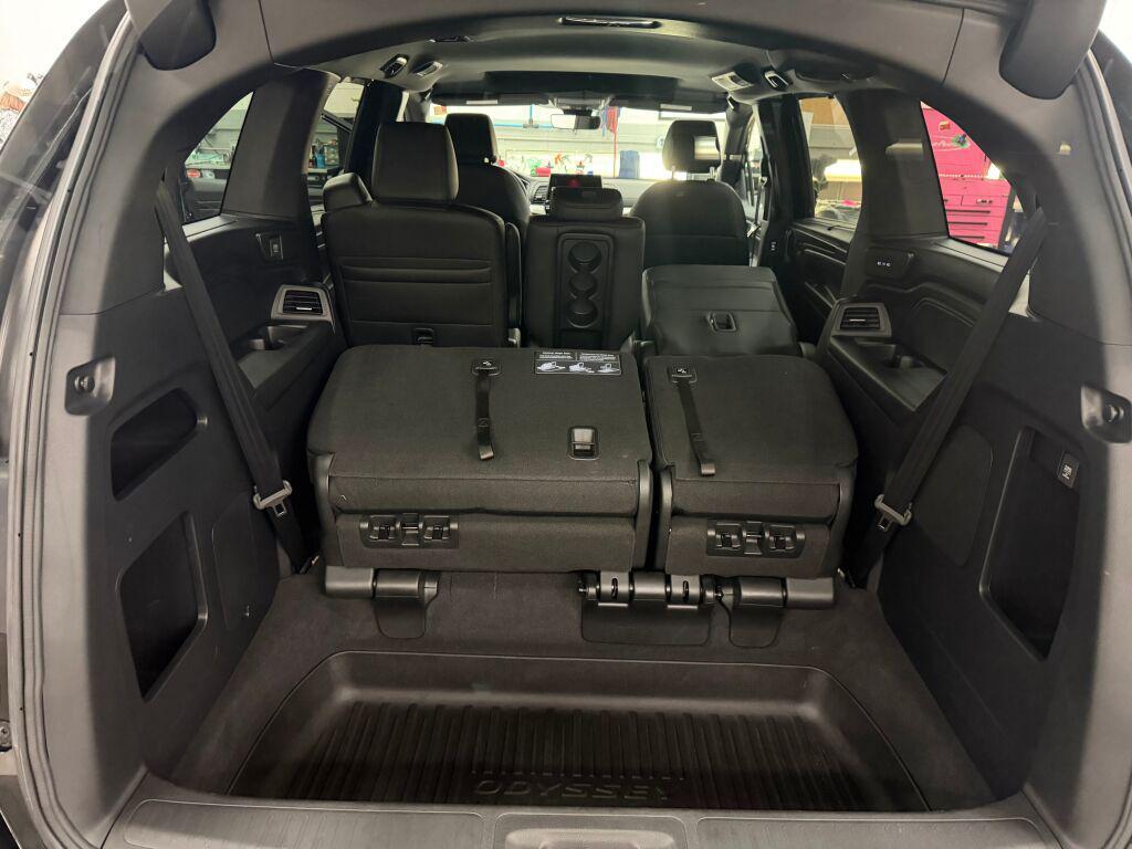 used 2025 Honda Odyssey car, priced at $39,745