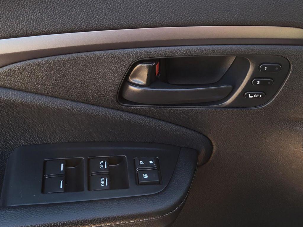 used 2022 Honda Passport car, priced at $22,991