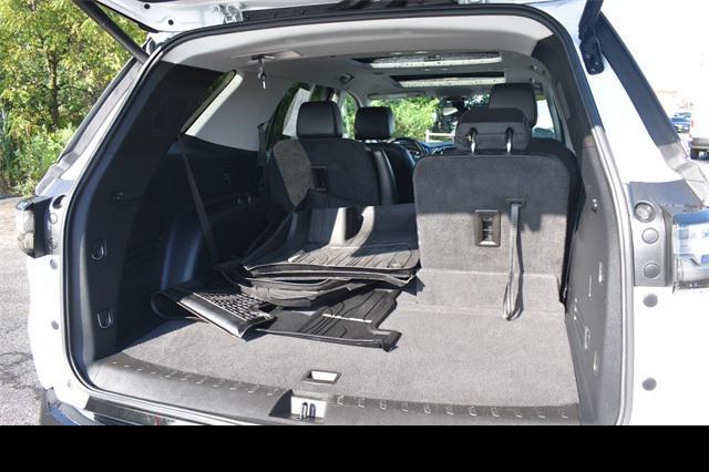 used 2021 Chevrolet Traverse car, priced at $24,642