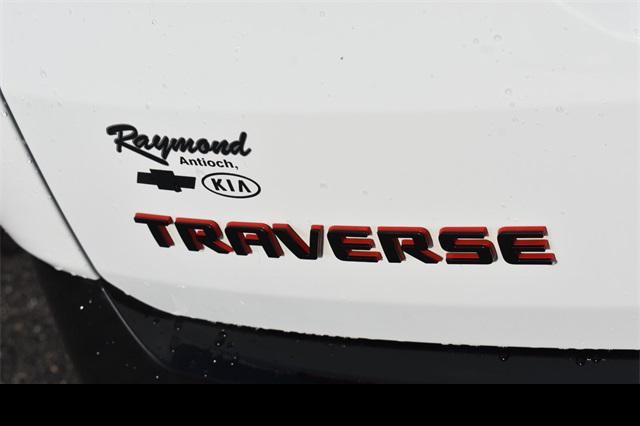used 2021 Chevrolet Traverse car, priced at $24,642