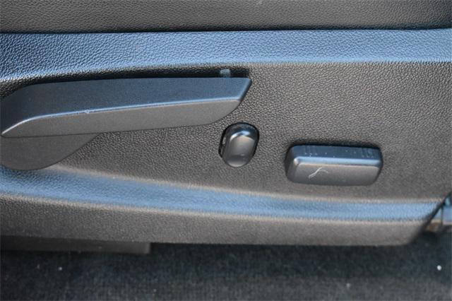 used 2015 Chevrolet Colorado car, priced at $13,879