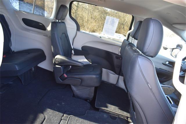 used 2022 Chrysler Pacifica car, priced at $30,842